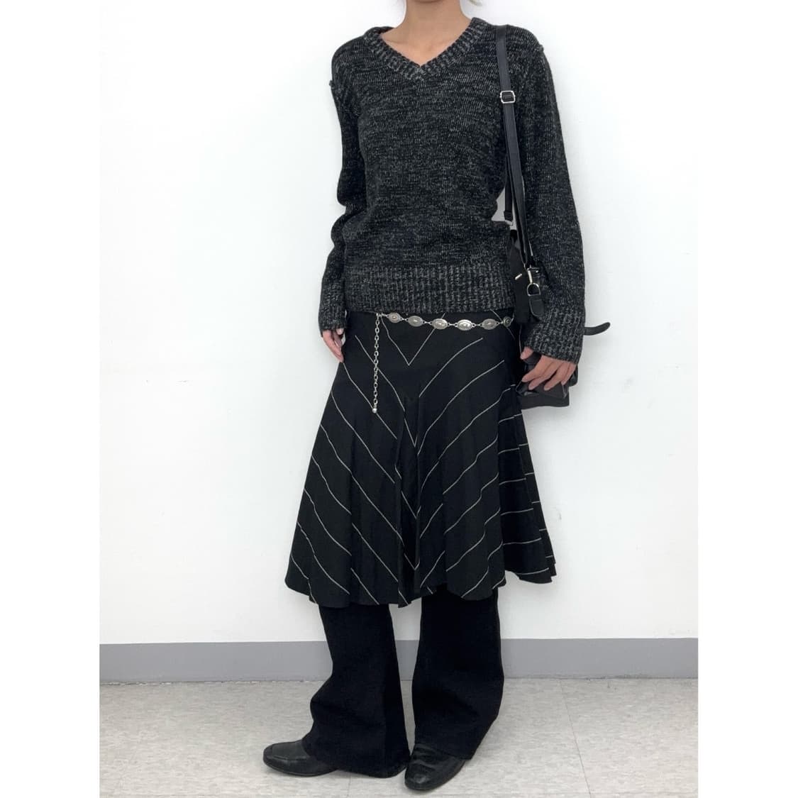 빈티지 차콜 니트 상품이미지2
