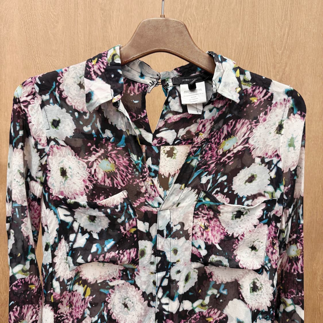 비씨비지 막스아즈리아 플라워 패턴 실크 블라우스 시스루 브이넥 셔츠 상품이미지4