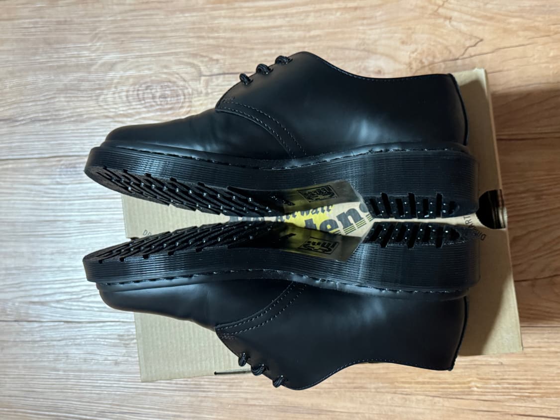 닥터마틴 1461 MONO 상품이미지2