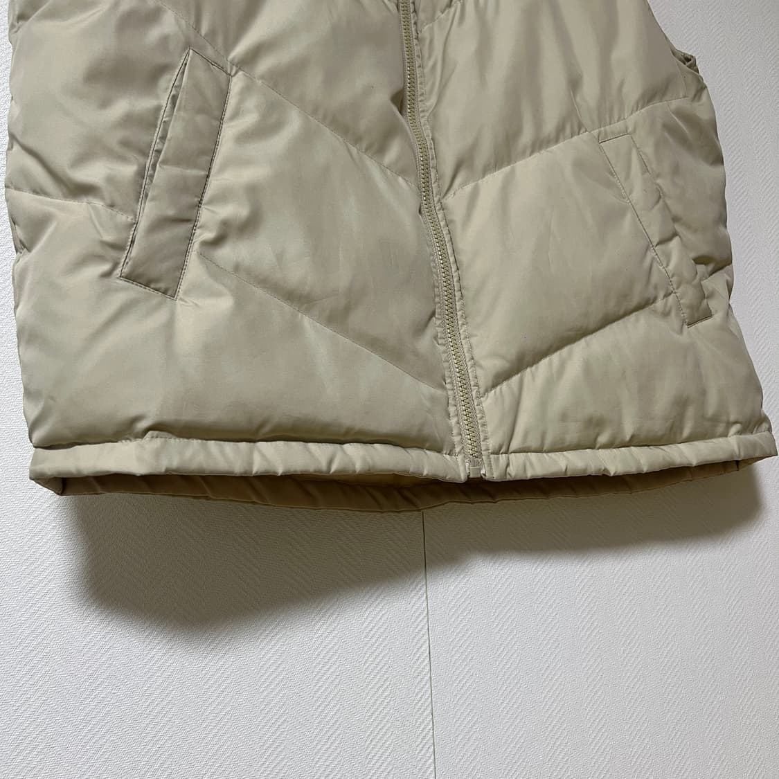 ysl 입생로랑 패딩조끼 L 상품이미지3