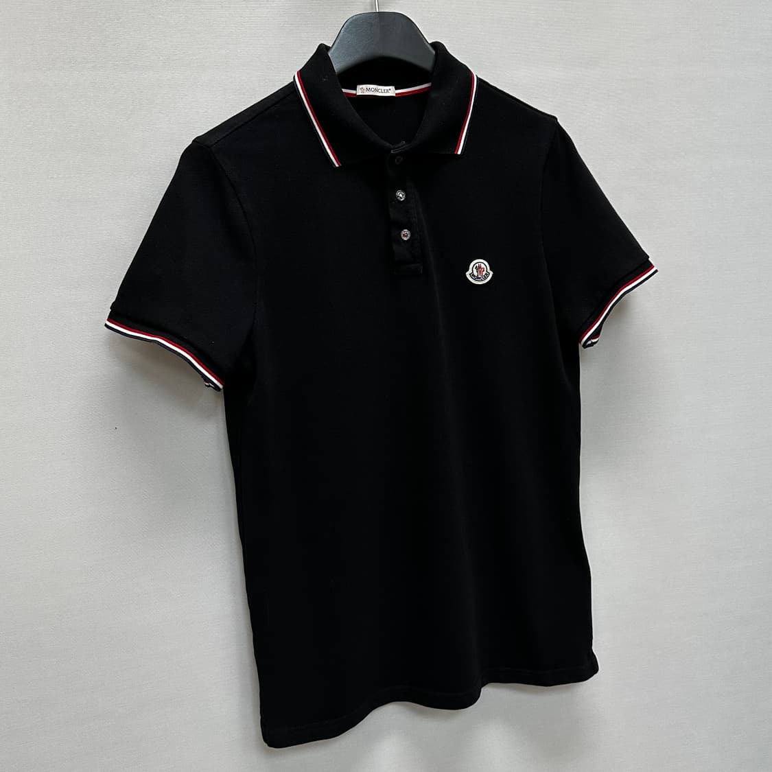 몽클레어 로고 패치 반팔 폴로셔츠 ( 66~77 ) 상품이미지2