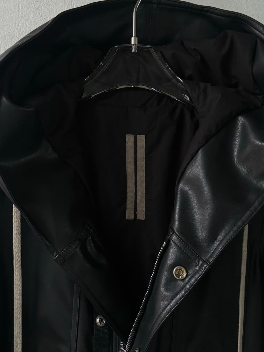 릭오웬스 20FW 비건 레더 피쉬테일 파카 상품이미지6