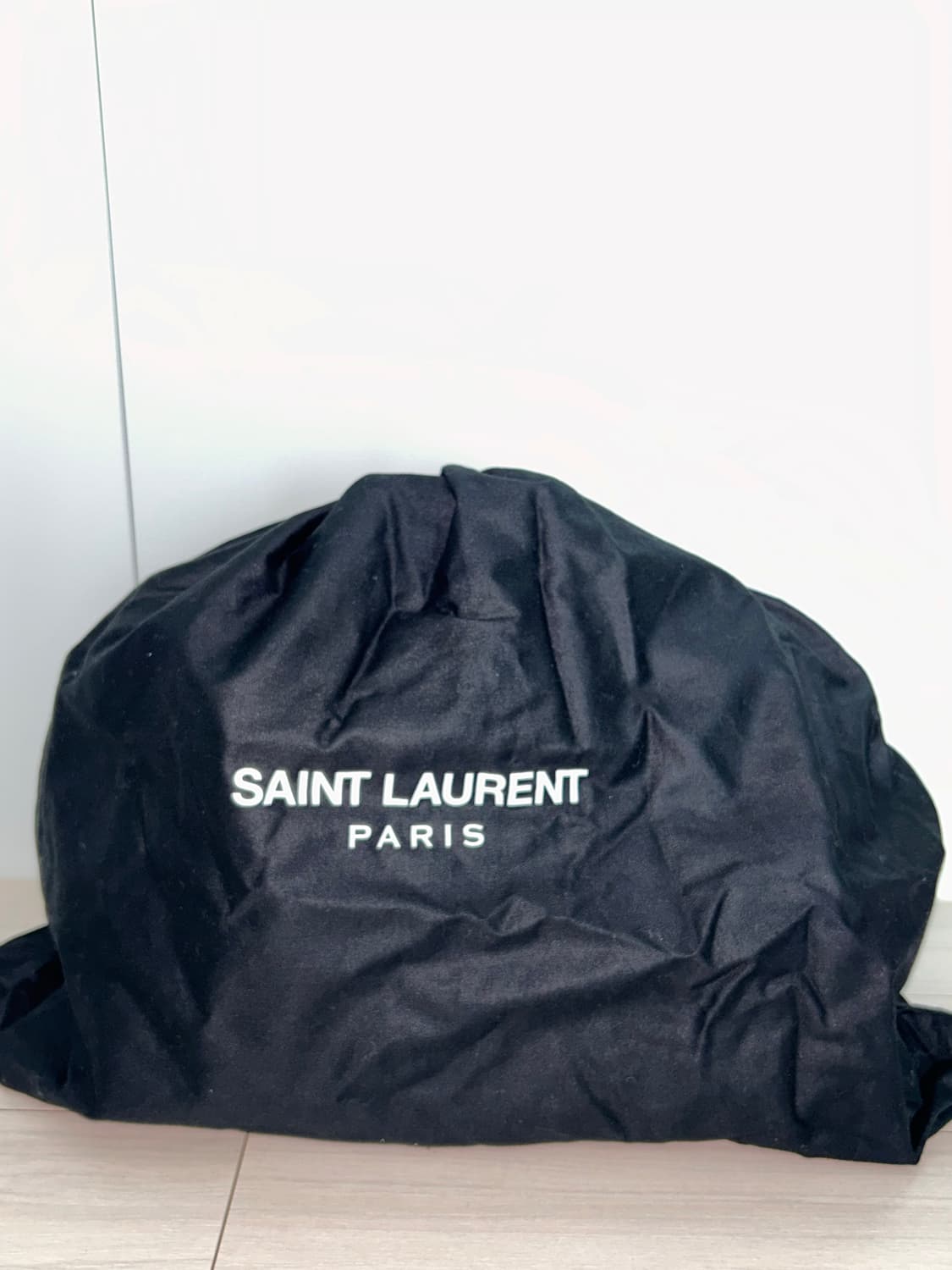 입생로랑 생로랑 파리스 YSL 뉴 카바스 블랙 스몰백 핸드백 상품이미지2