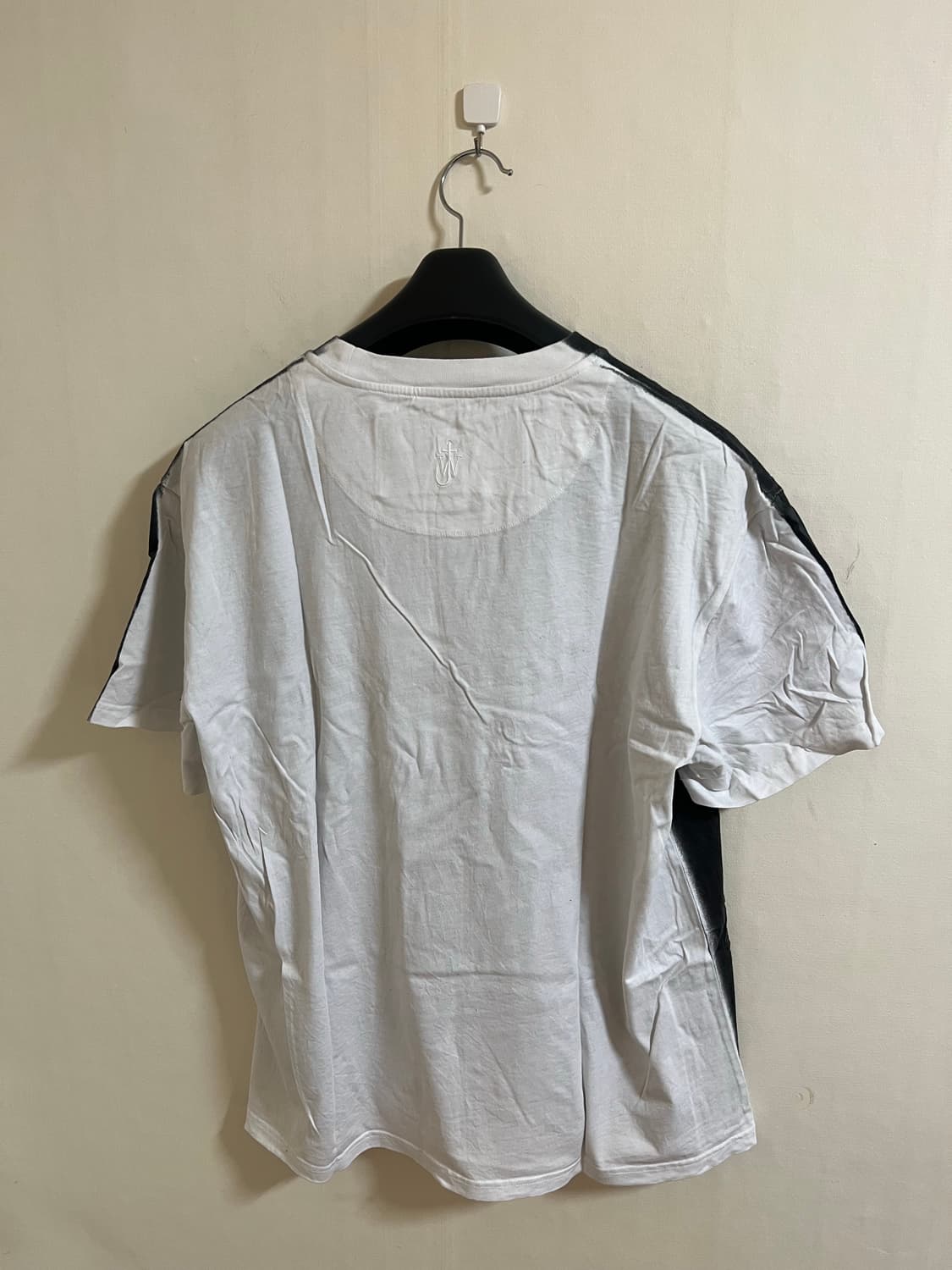 [L] jw앤더슨 브이 반팔티 상품이미지3