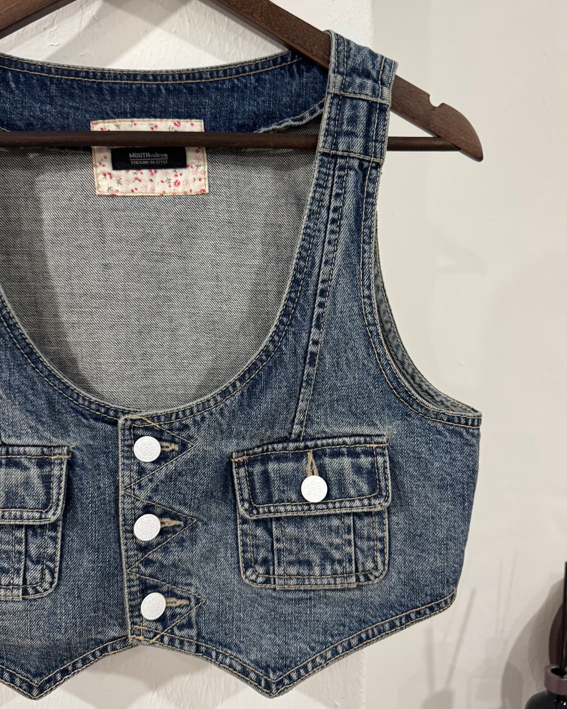 VINTAGE VEST 상품이미지2