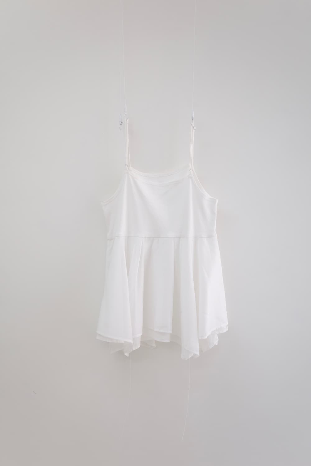 White Layered Sleeveless 상품이미지3