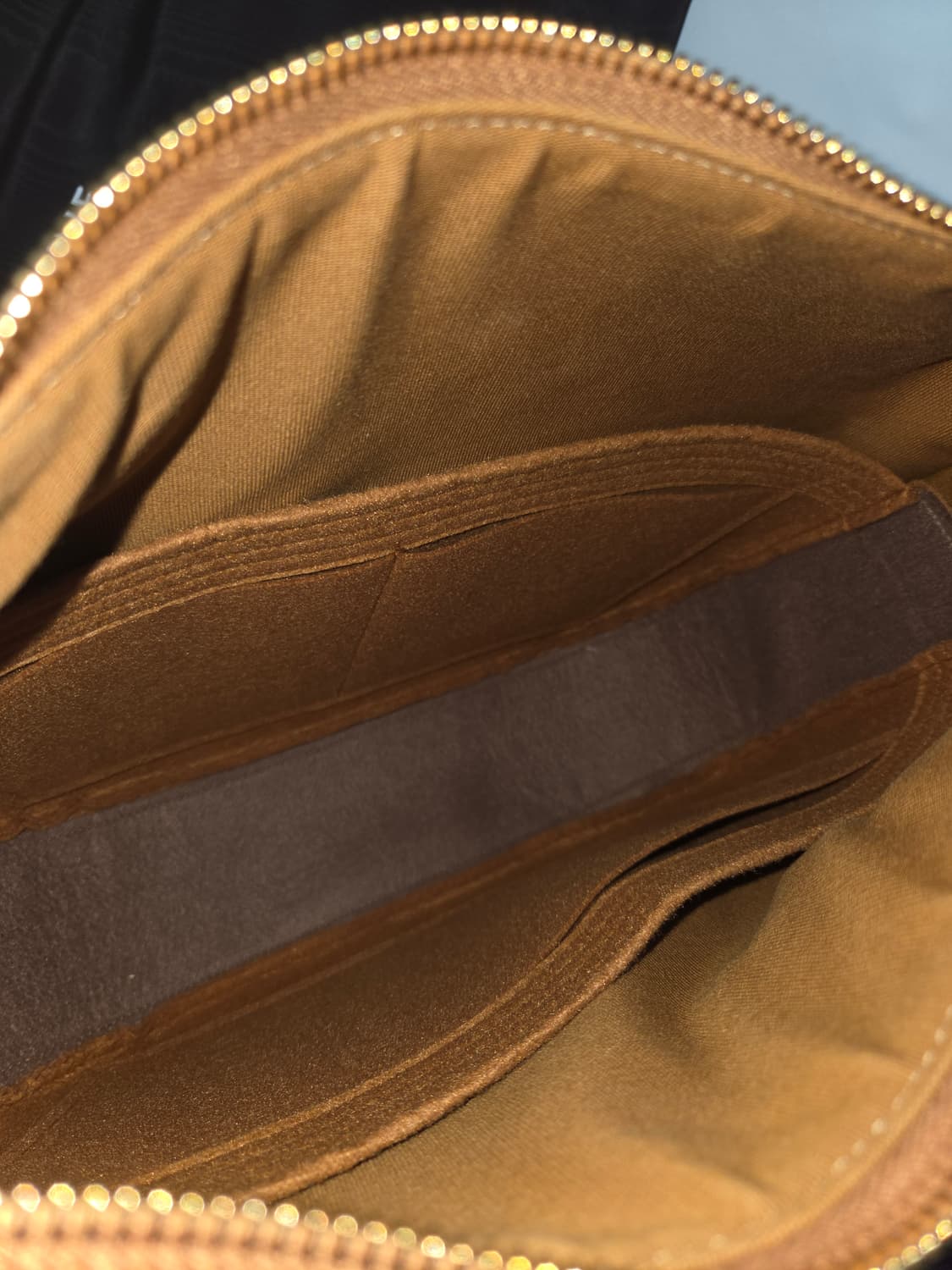 [새상품] 셀린느 엘로이즈 트리옹프 캔버스 가방 백 풀구성 상품이미지6