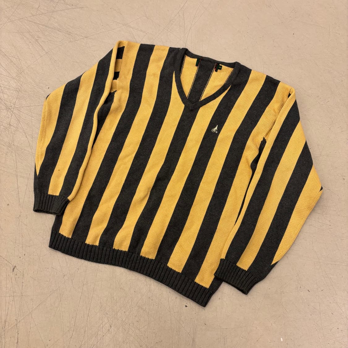 빈폴 스트라이프 브이넥 니트 상품이미지1