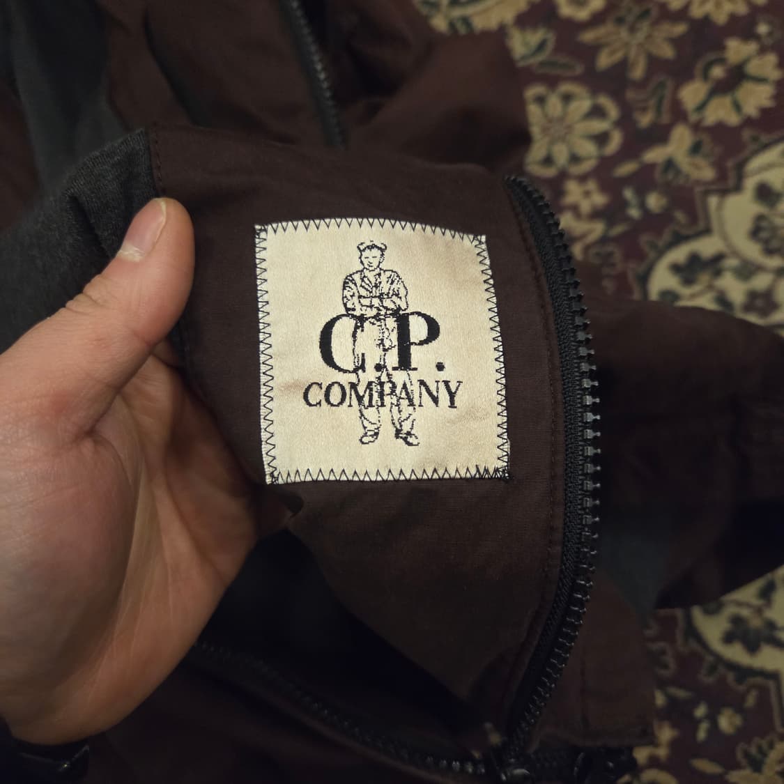 cp컴퍼니 고글 후드 자켓 버건디 105 상품이미지4