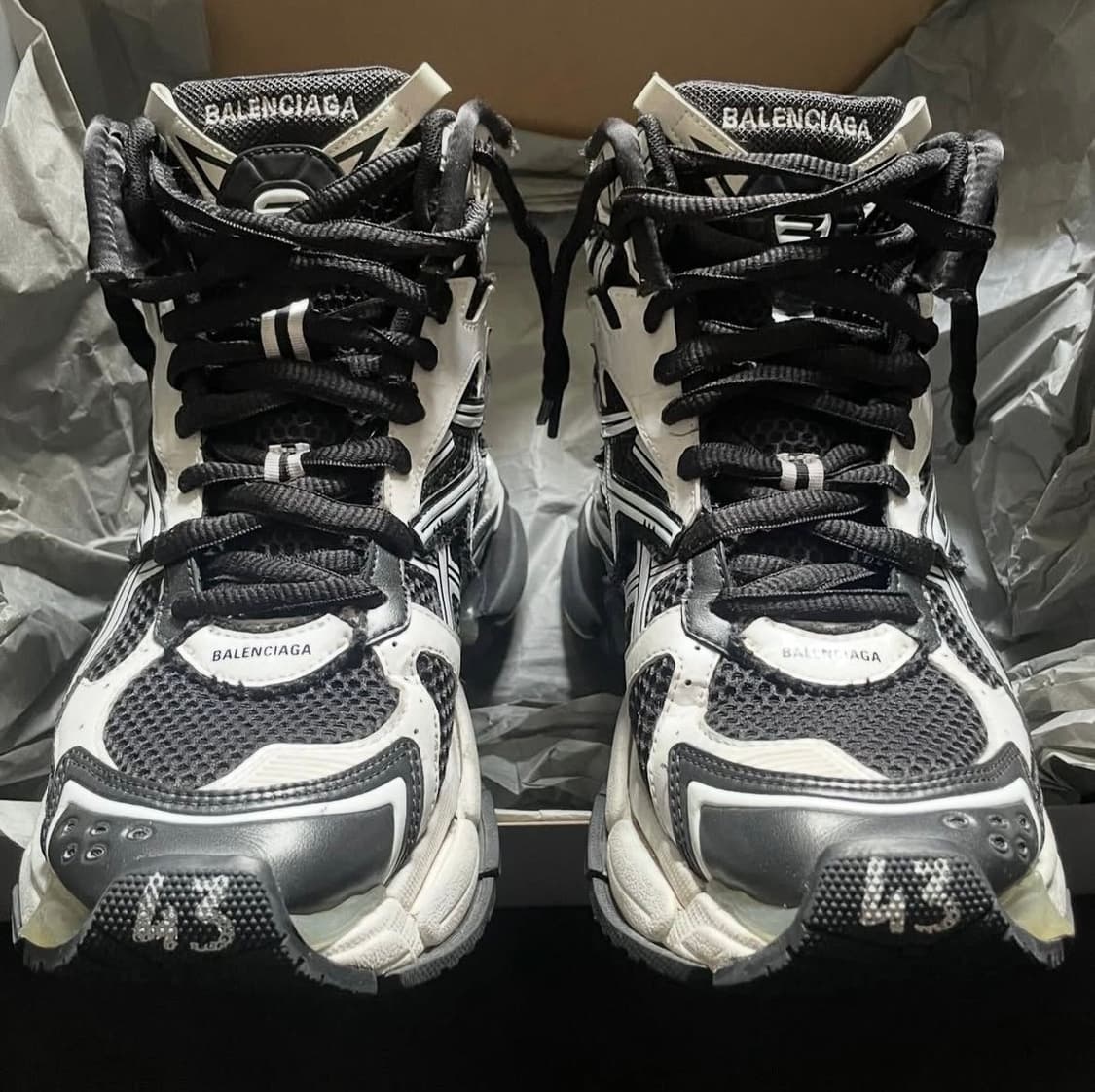 발렌시아가 뉴러너 하이 상품이미지4