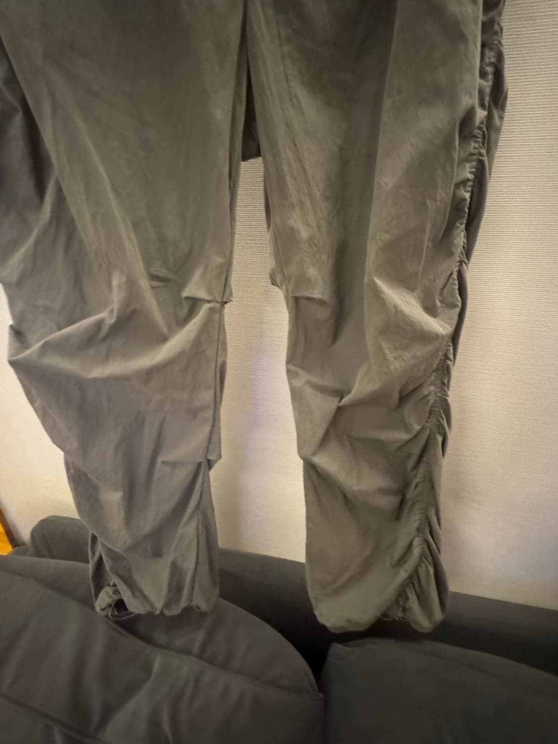 코이세이오PUCKERING PANTS GREY (2) 상품이미지3