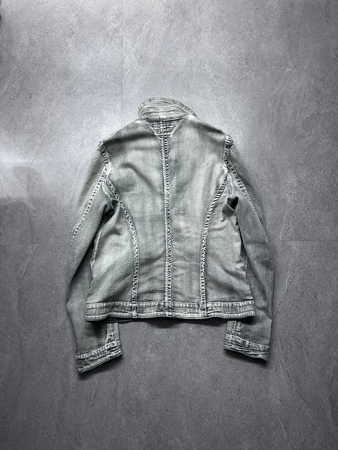 율리우스 사선 하이넥 워싱 데님 자켓 상품이미지5
