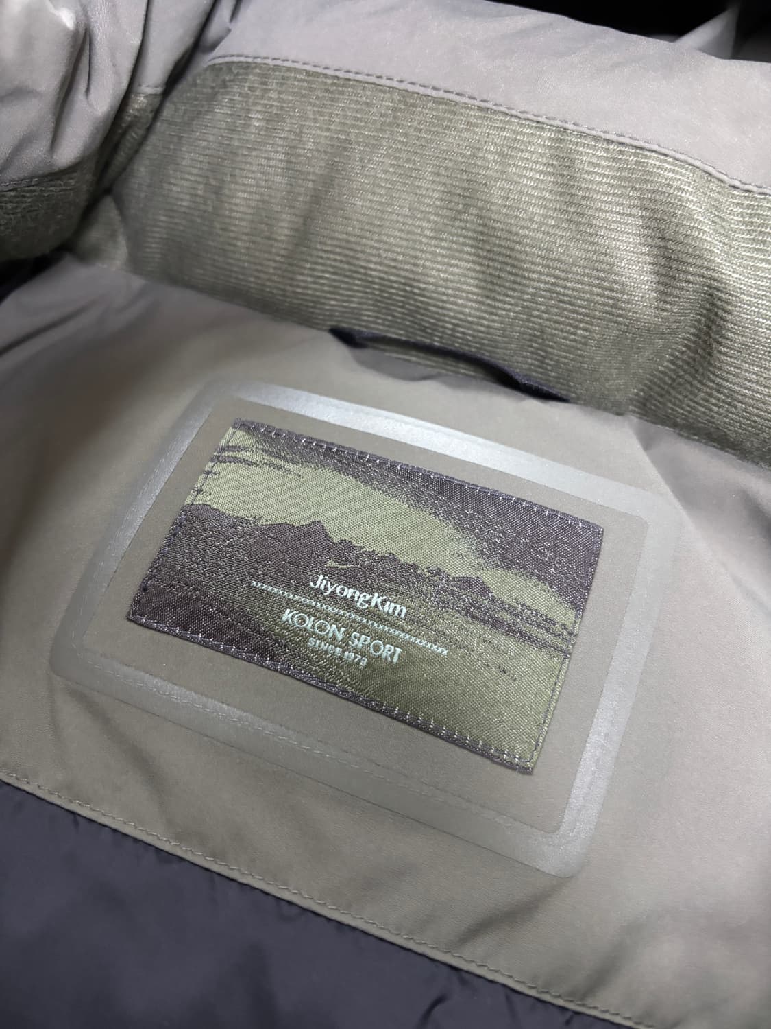 지용킴 코오롱 패딩 새상품 상품이미지2