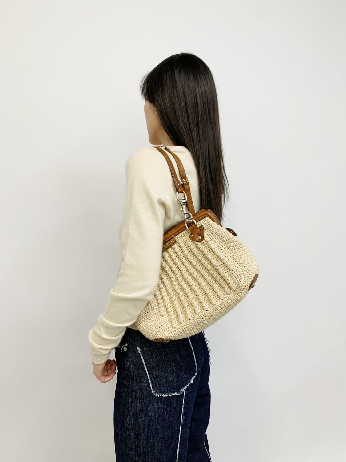 미우 미우 크로셰 백 상품이미지10