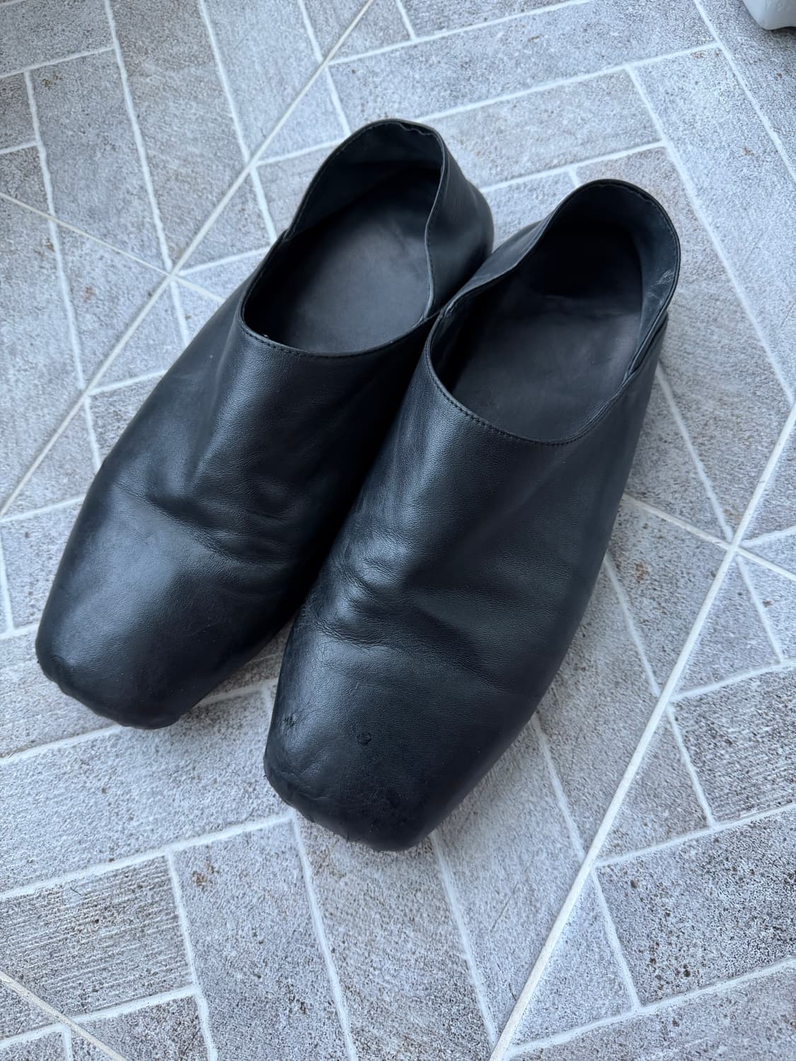 발렌시아가 켄싱턴 뮬 (43.5) 상품이미지1