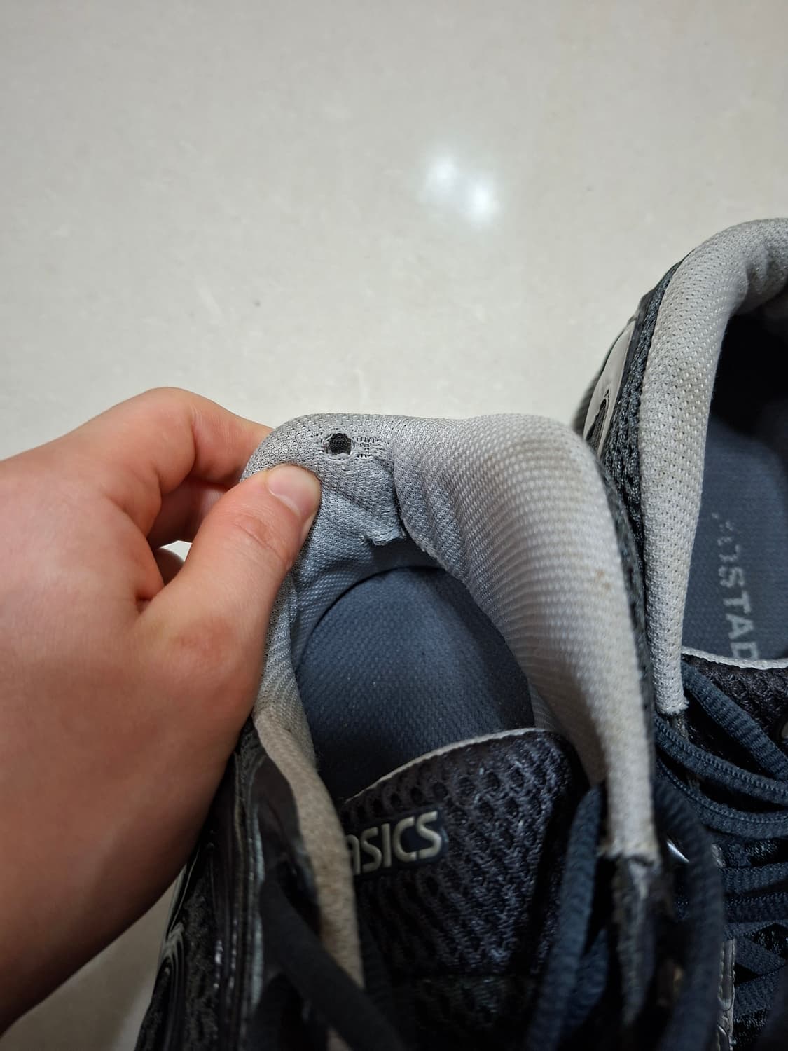 아식스 키코 젤 소켓 260사이즈 상품이미지5