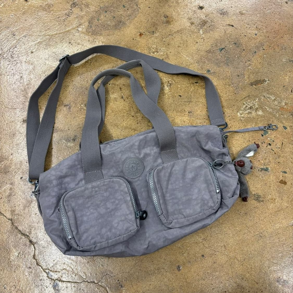 키플링 그레이 더플백 크로스백 가방  상품이미지1