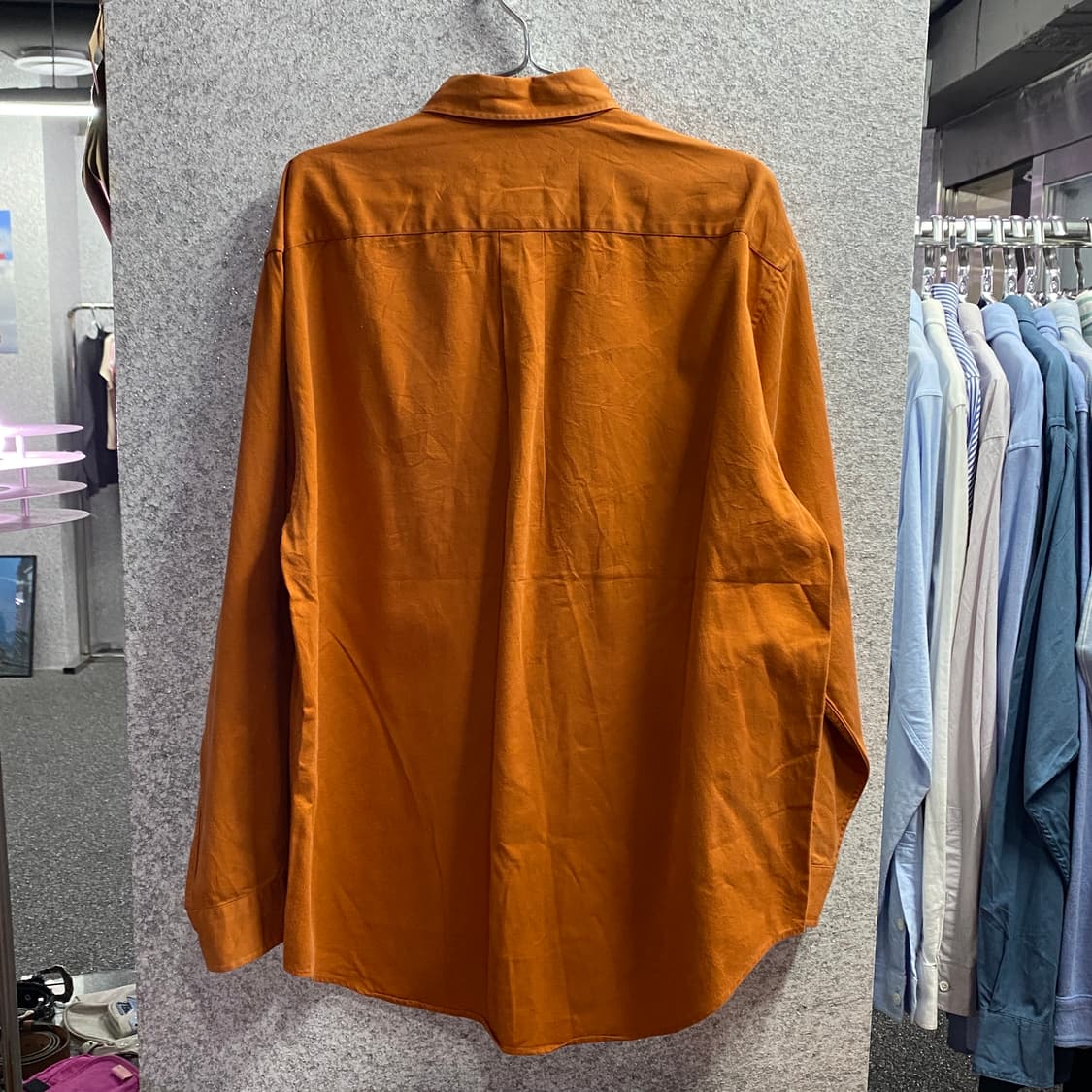 칼하트 포켓로고 오렌지 코튼 셔츠 B3463 상품이미지4