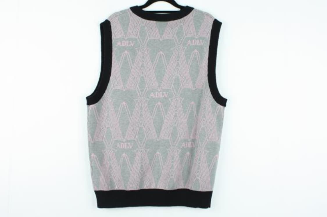 아크메드라비 조끼 상품이미지3