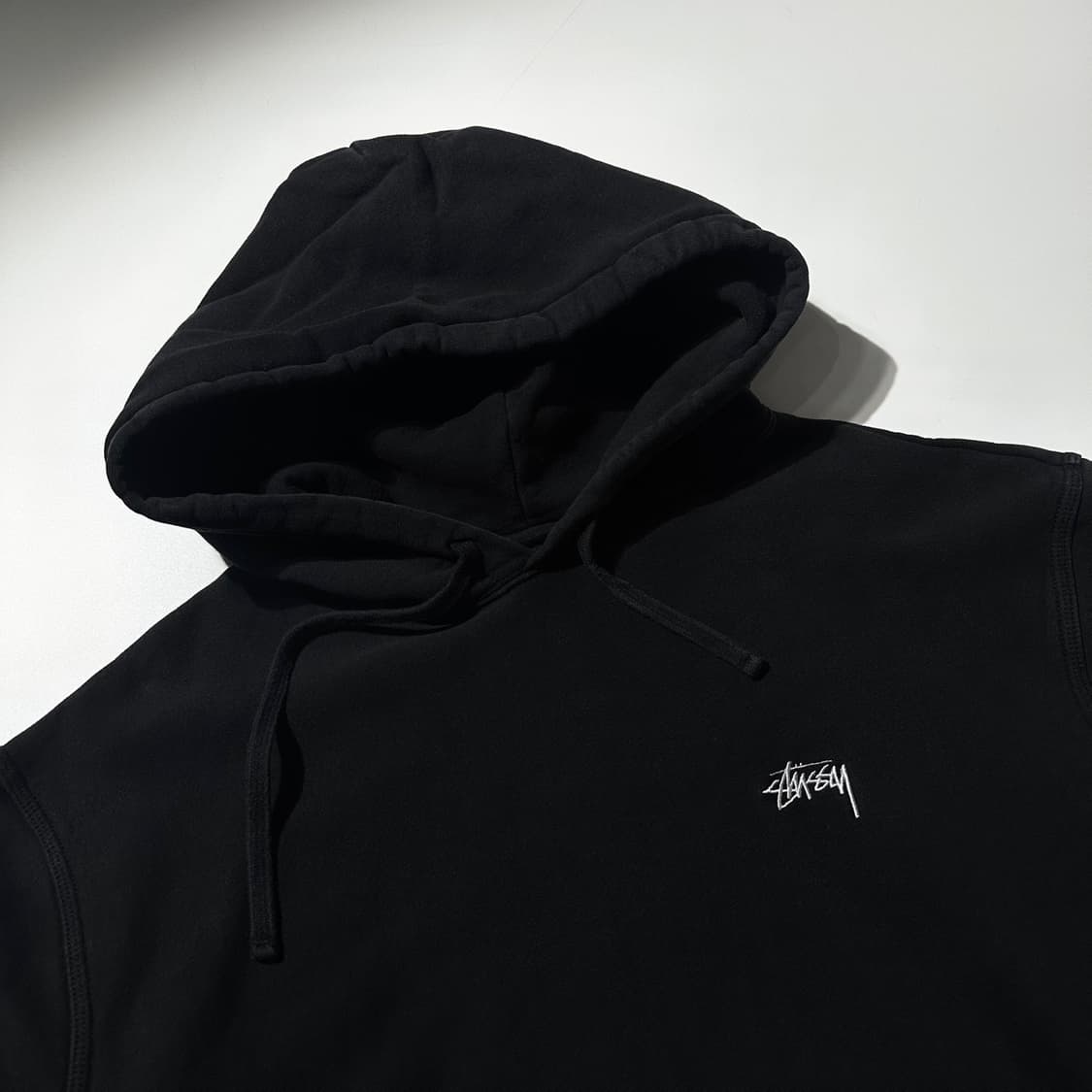 스투시 스탁로고 후드 블랙 상품이미지3