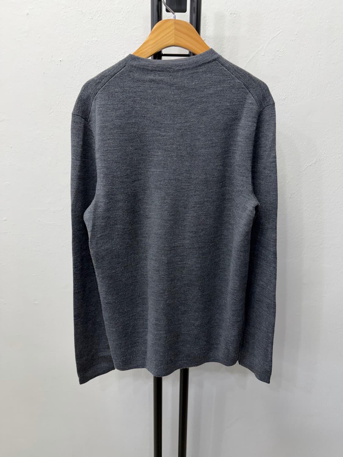 정품) Theory 띠어리 남성 그레이 니트 S  상품이미지4