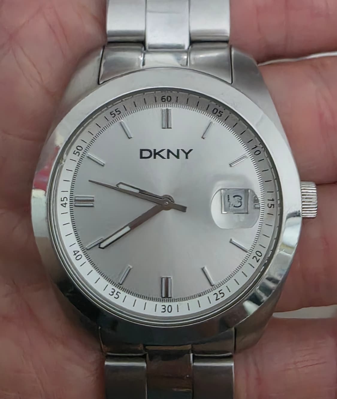 DKNY NY1273 화이트 스틸
모더니스트 클래식 시계 상품이미지1