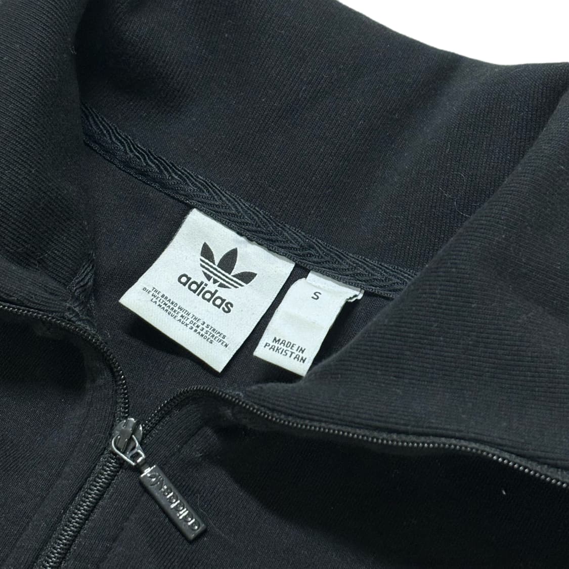 아디다스 신형 아노락 져지 맨투맨 블랙 상품이미지4