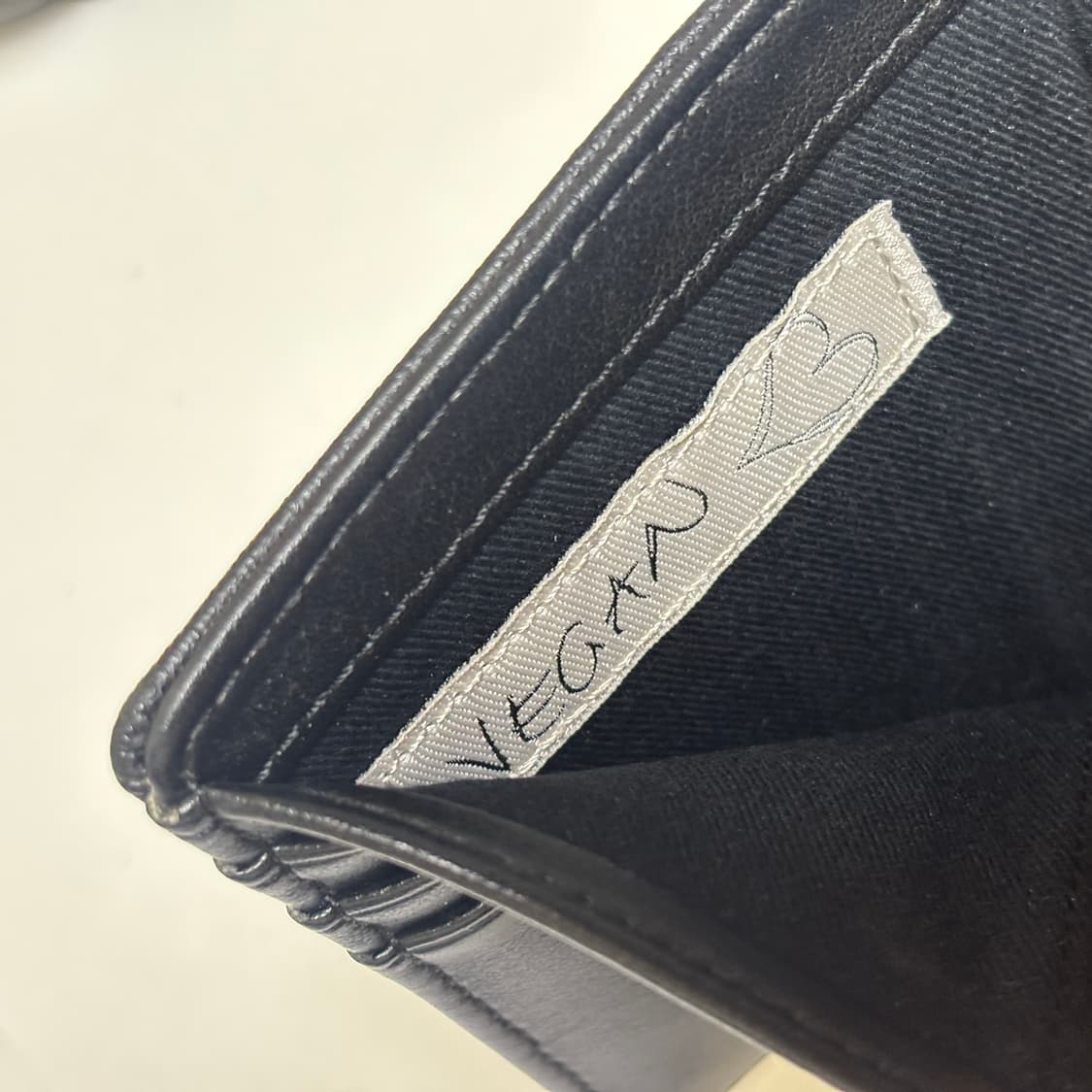 비비안웨스트우드 블랙 지갑 상품이미지4