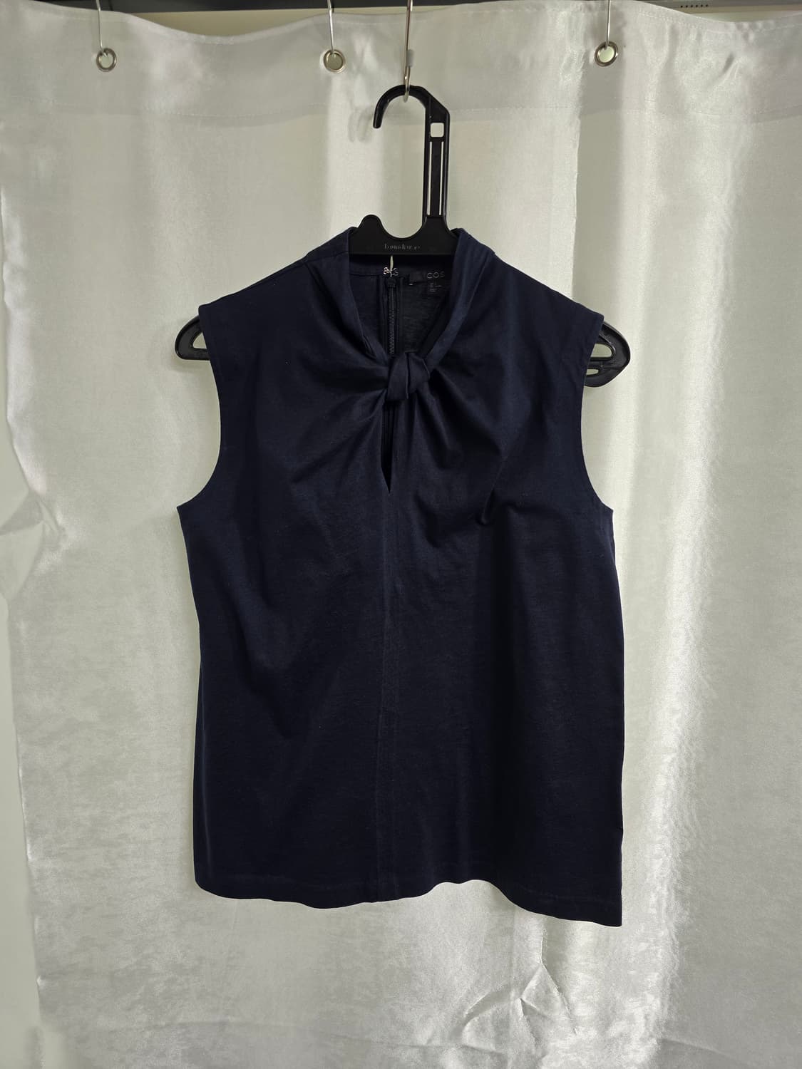 COS 네이비 매듭 블라우스 탑 (1742) 상품이미지1