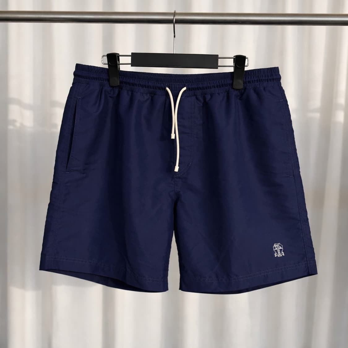 (L) 브루넬로 쿠치넬리 자수 로고 스윔 숏팬츠 상품이미지1