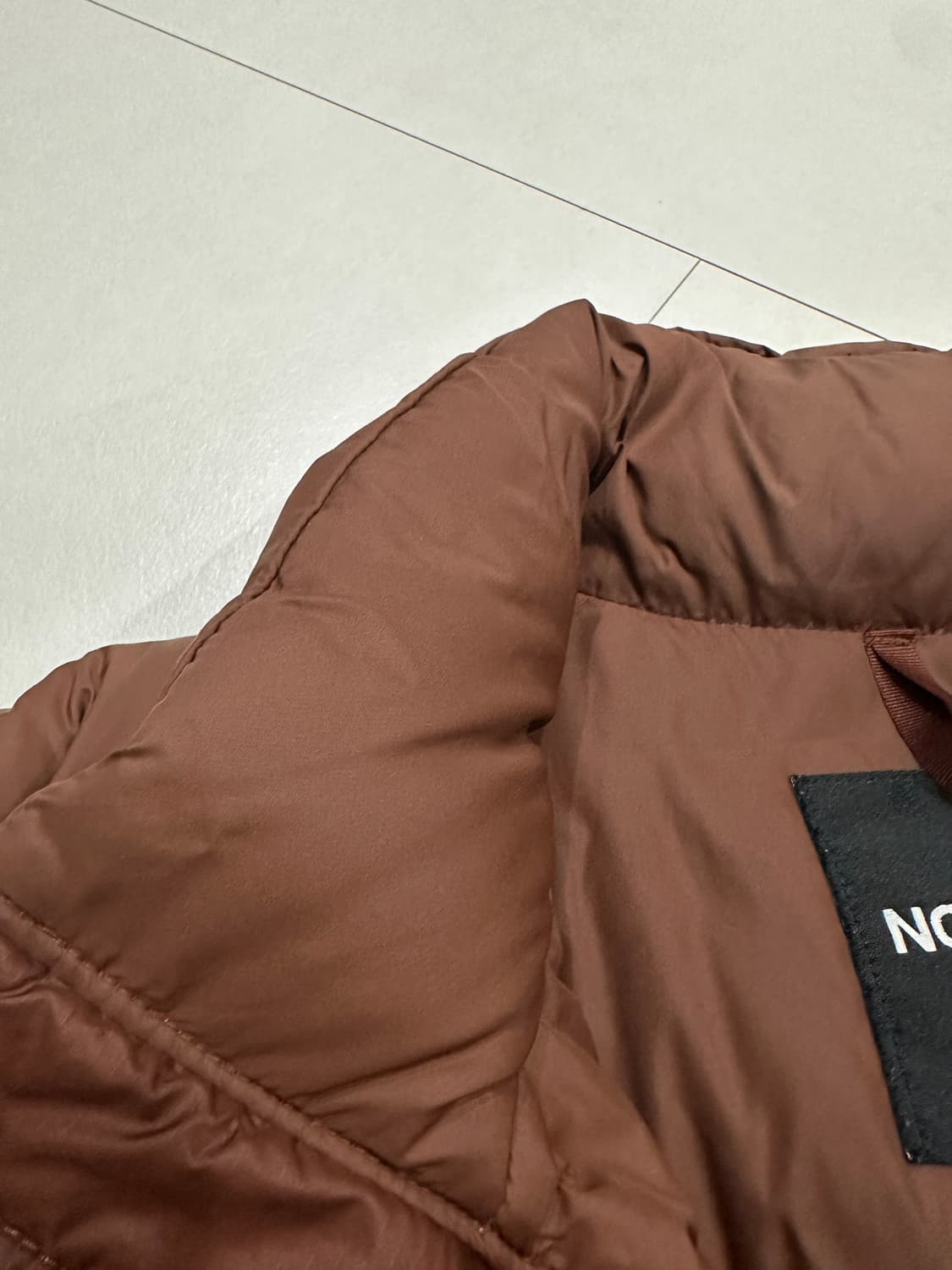 노스페이스 눕시 다크 오크 해외판 M 상품이미지4