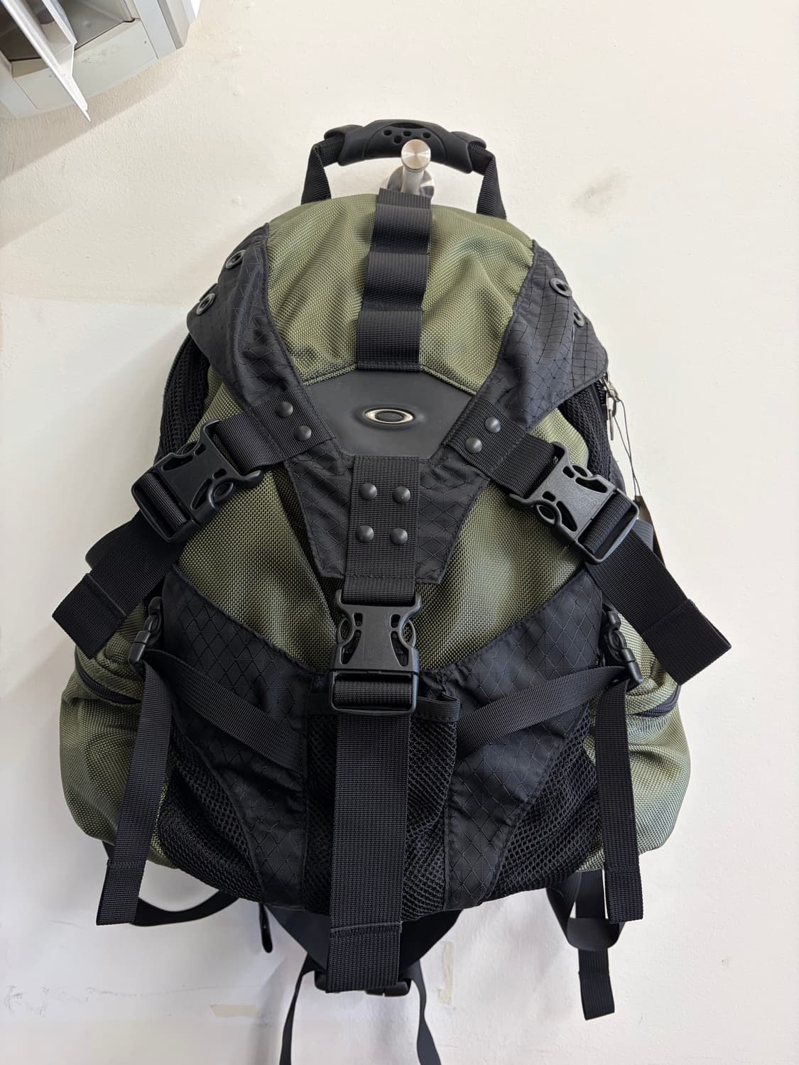 N19. 오클리 백팩 상품이미지1