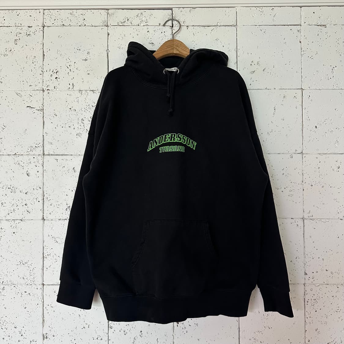 XL 엔더슨벨 후드티 블랙 상품이미지1