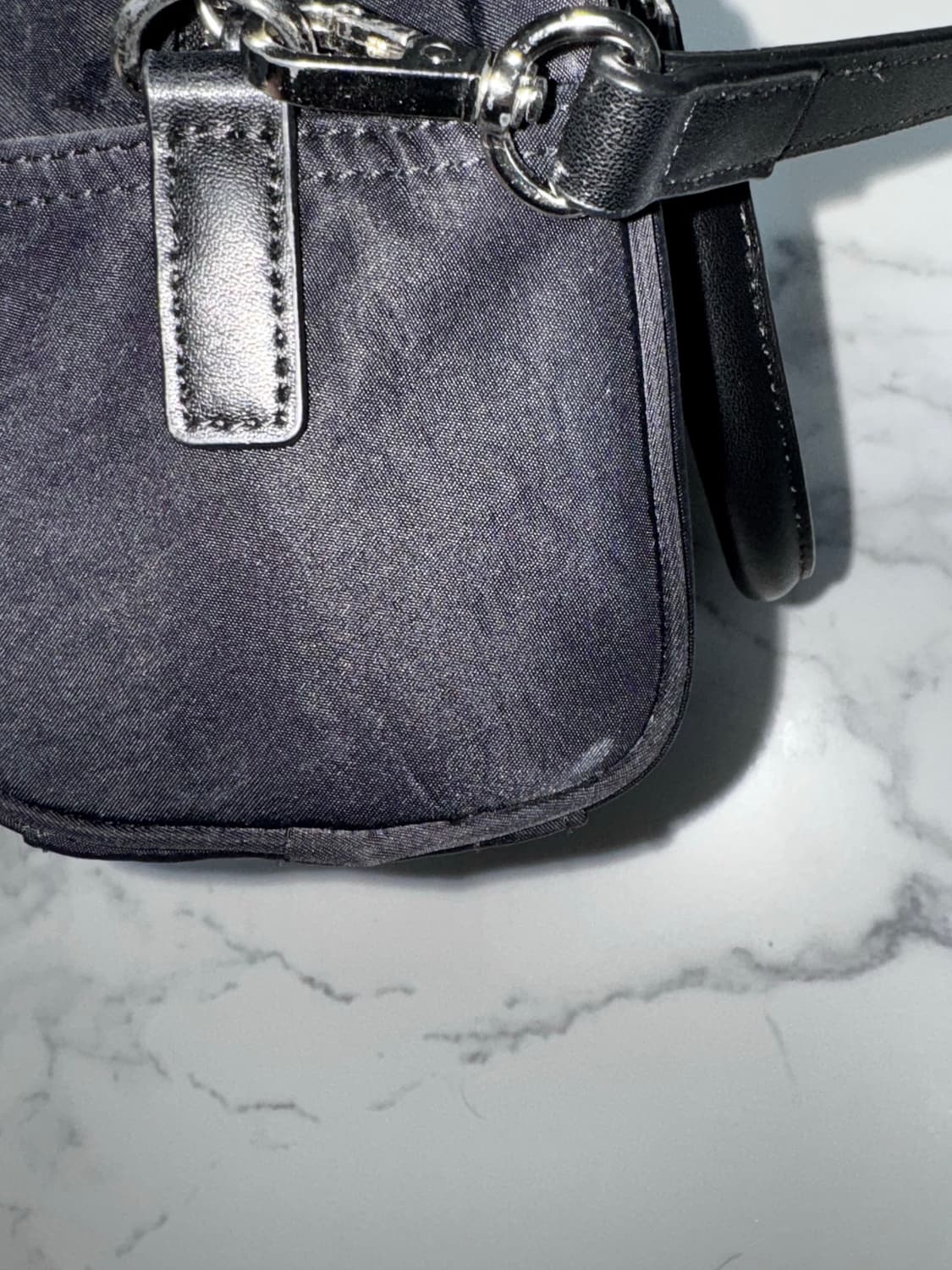 마뗑킴 BABY SPORTY TOTE BAG IN BLACK 상품이미지3