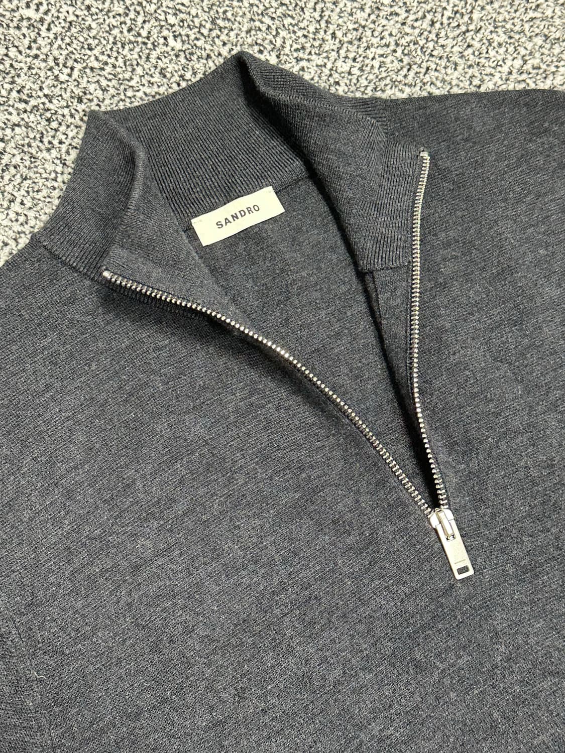 산드로옴므 최신형 반집업 니트 상품이미지3