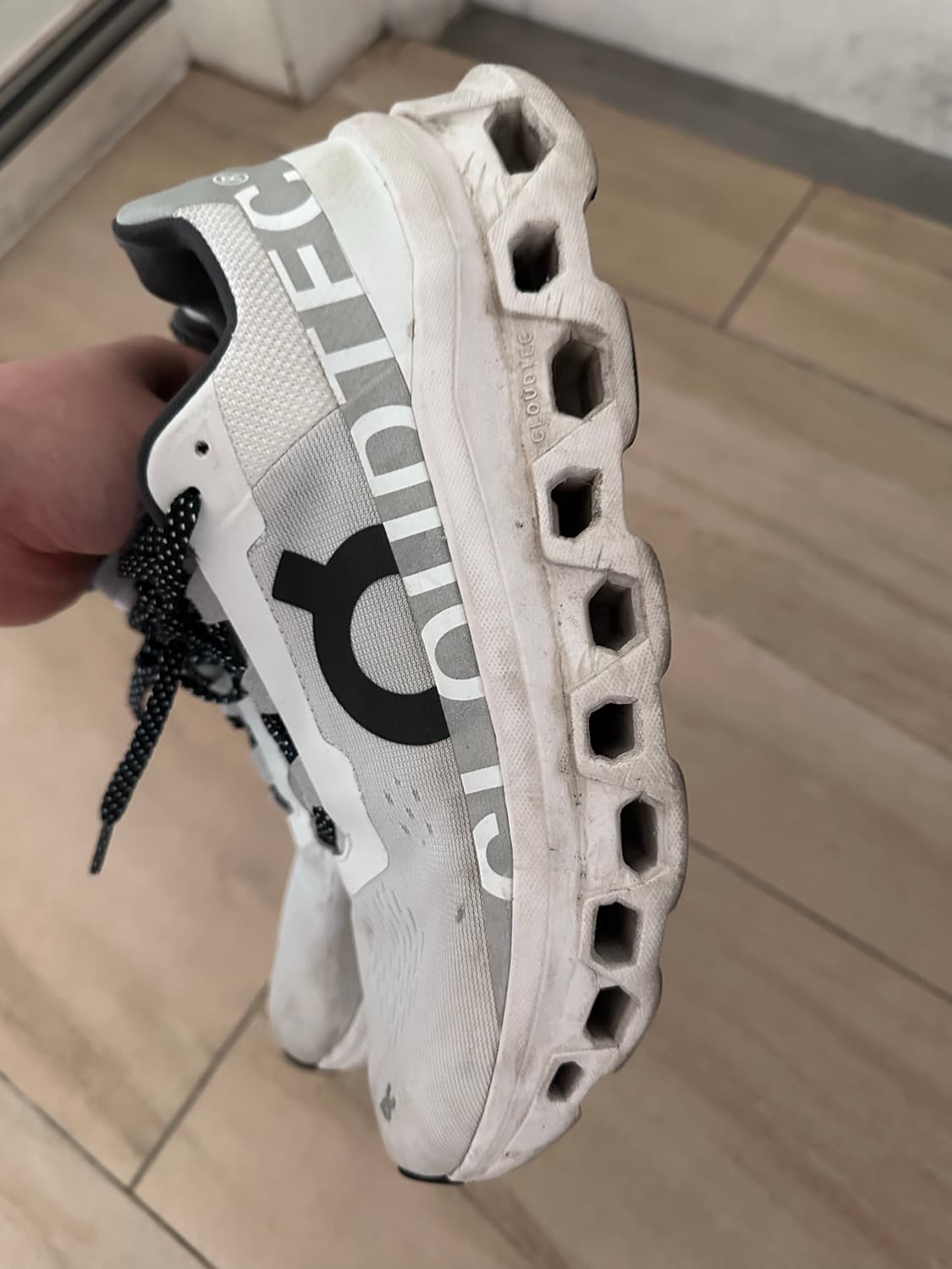 (EU41) 온러닝 클라우드몬스터 1 올 화이트 상품이미지6