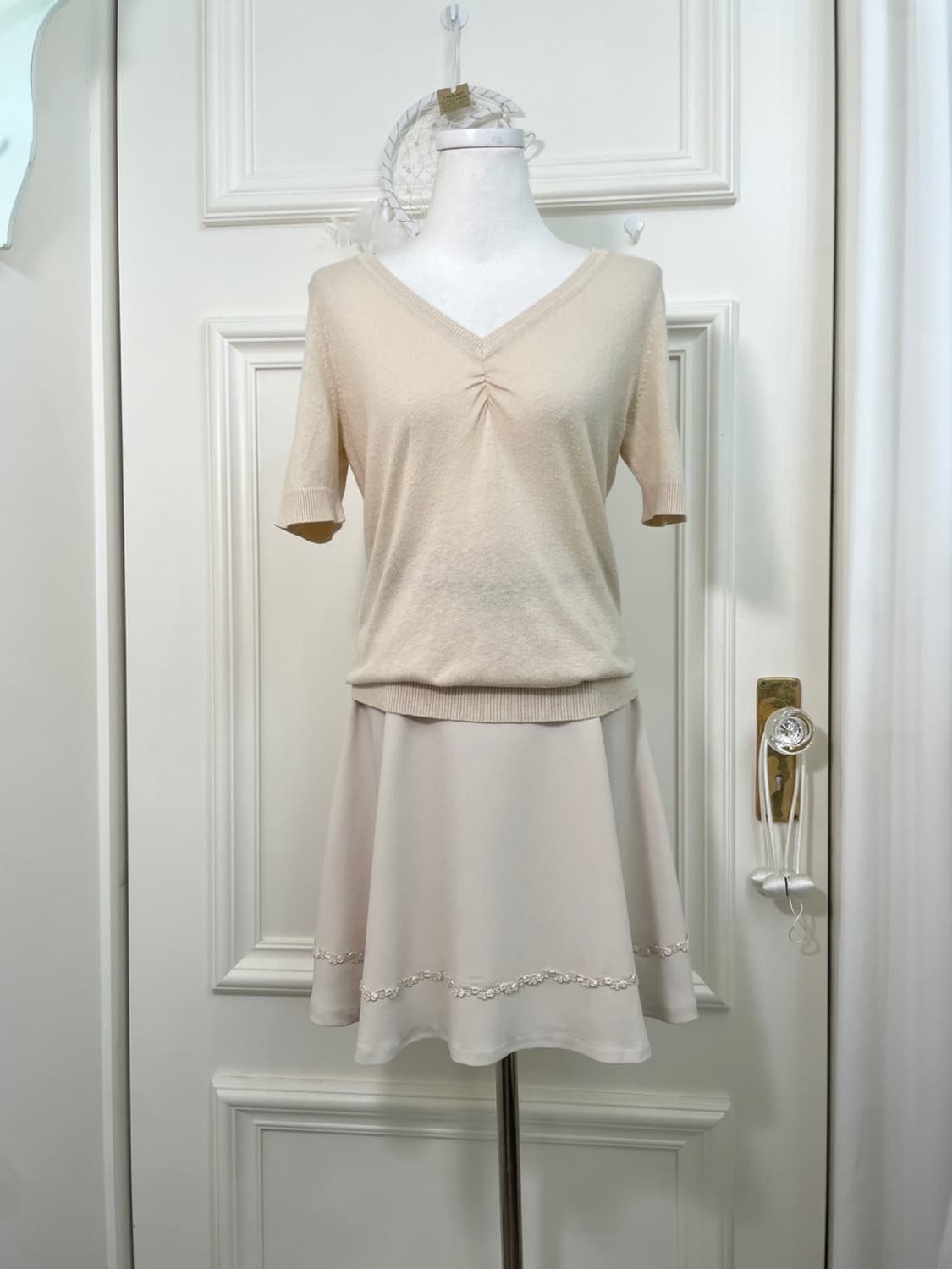 ivory shirring v-neck half knit top(size 상품이미지2