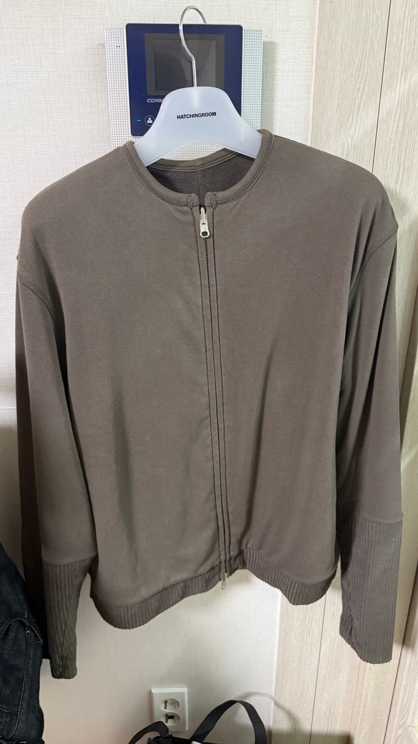 해칭룸 리버시블 레이어가디건 모카4 상품이미지1