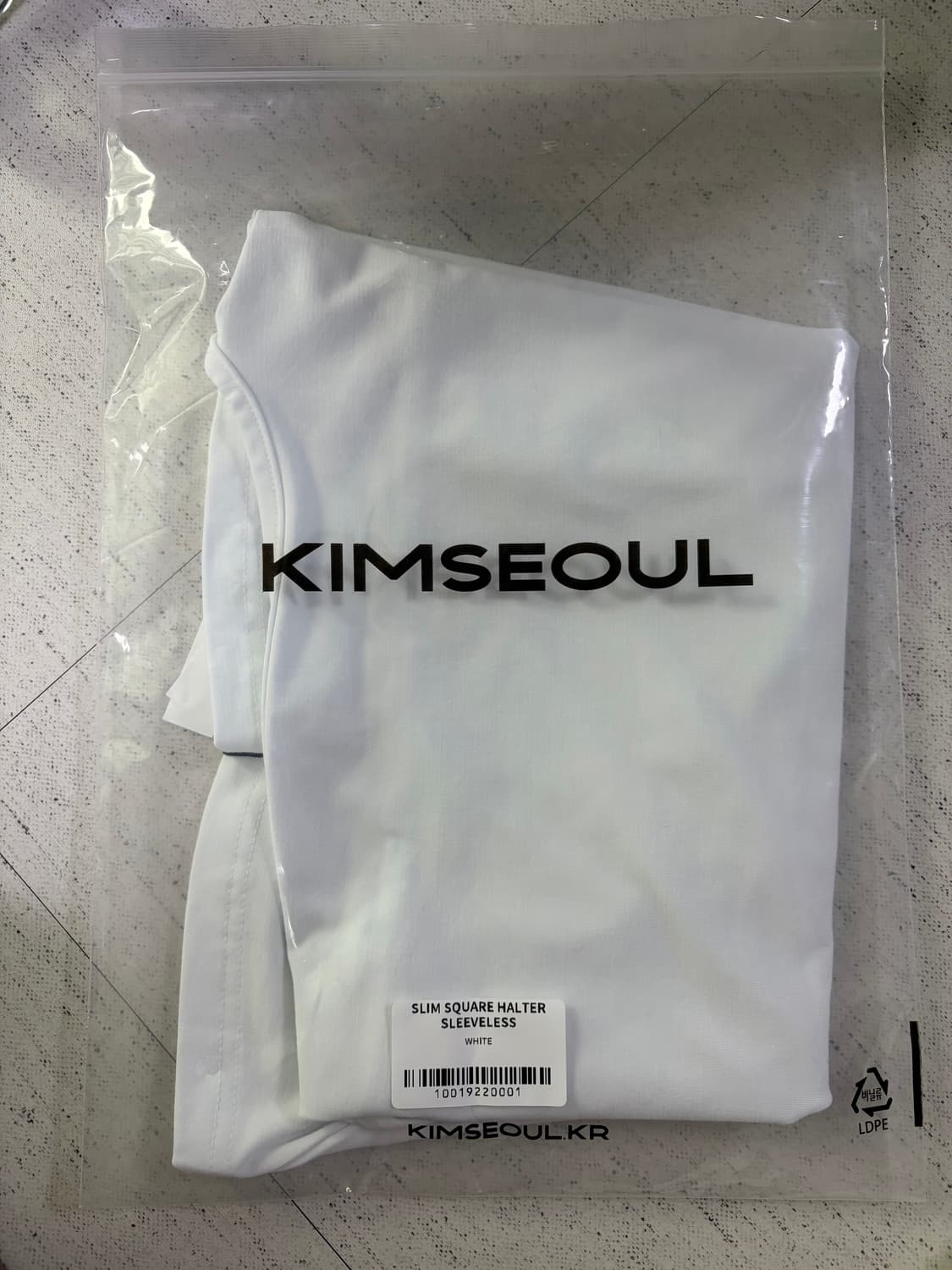 킴서울 킴즈서울 스퀘어 슬리브리스 화이트  상품이미지1