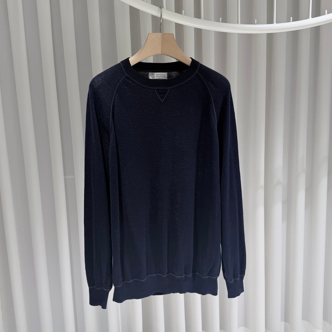 (A+/54) / 브루넬로 쿠치넬리 린넨 코튼 라글란 니트 네이비 상품이미지3