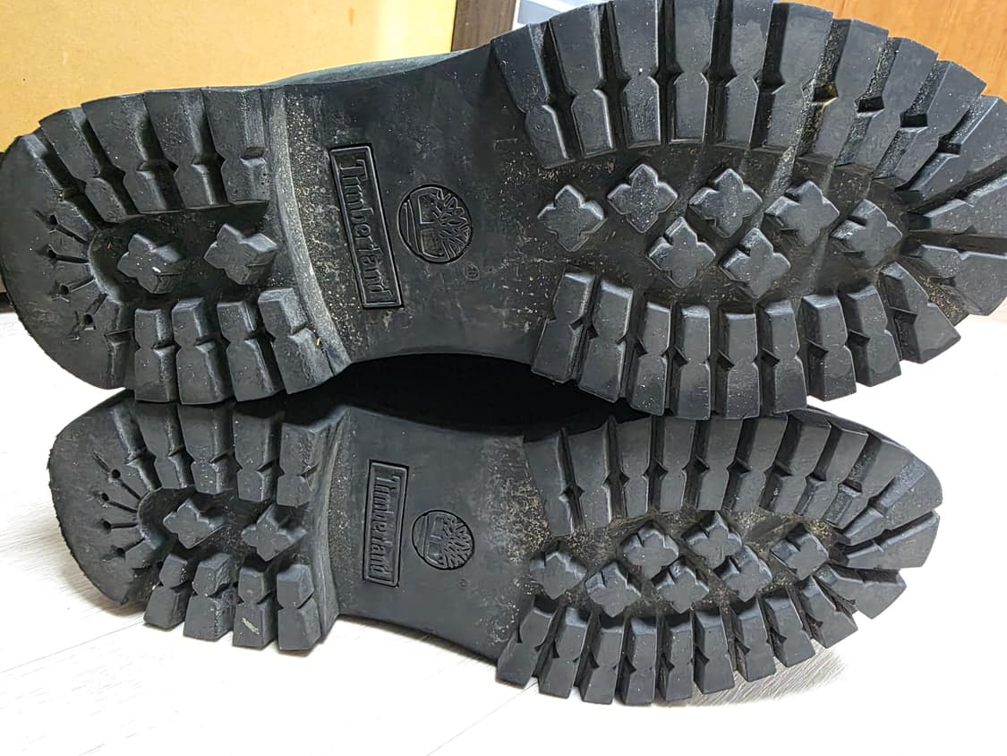 팀버랜드 블랙 6인치 프리미엄 누벅부츠(270~275) 상품이미지8