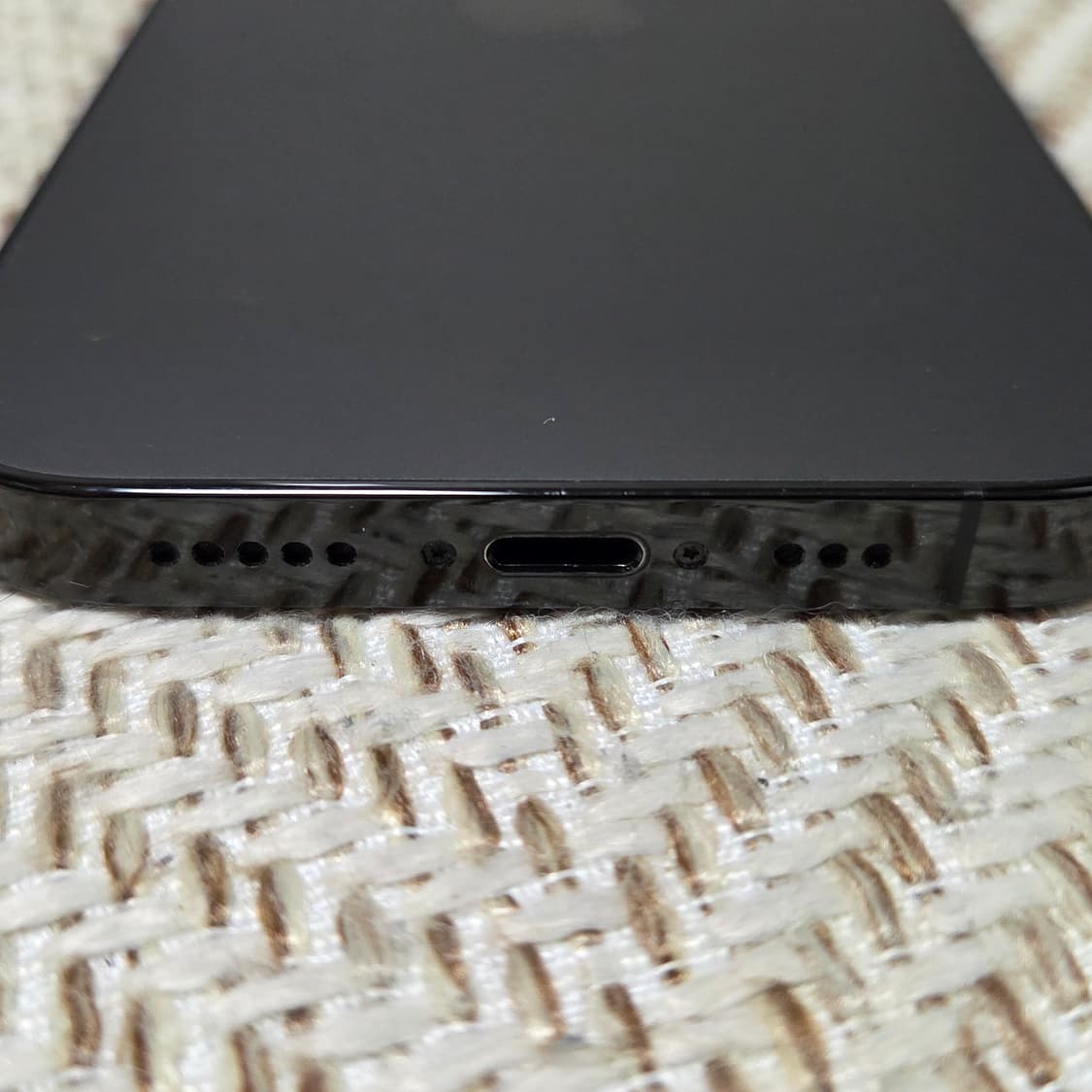 아이폰 14 Pro 128GB 스페이스 블랙  상품이미지6