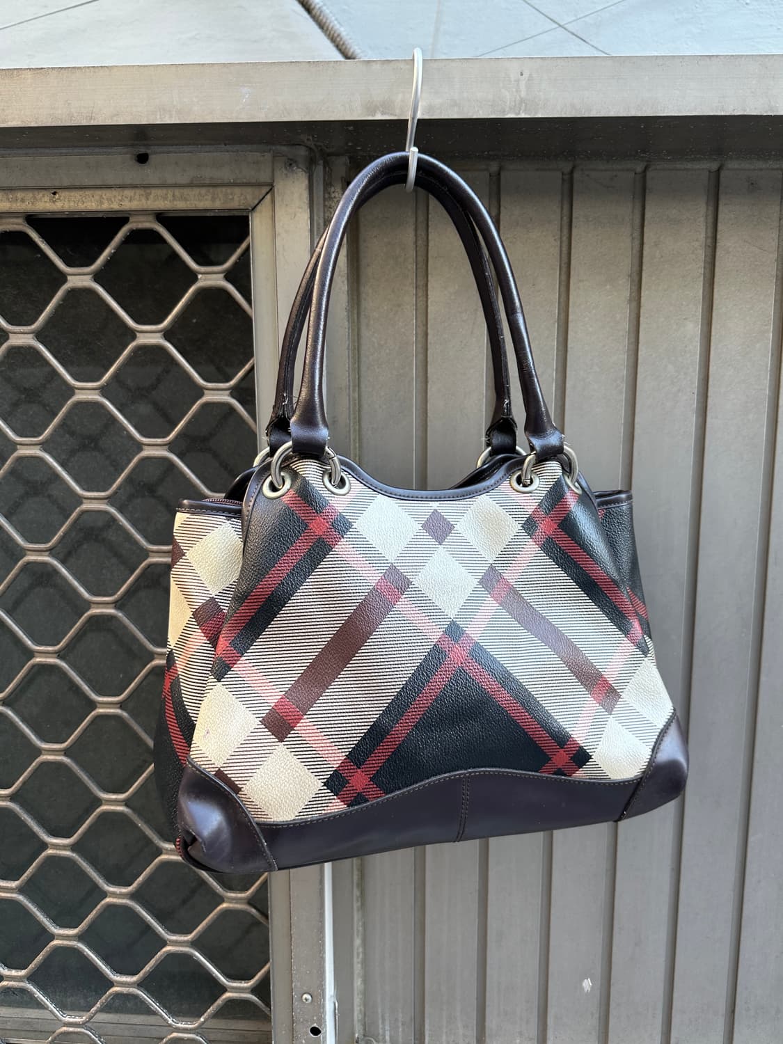Stud point check pattern shoulder bag 상품이미지7