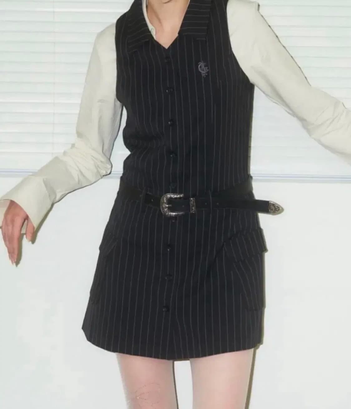 [팬시클럽] 슬리브리스 카라 원피스 상품이미지1