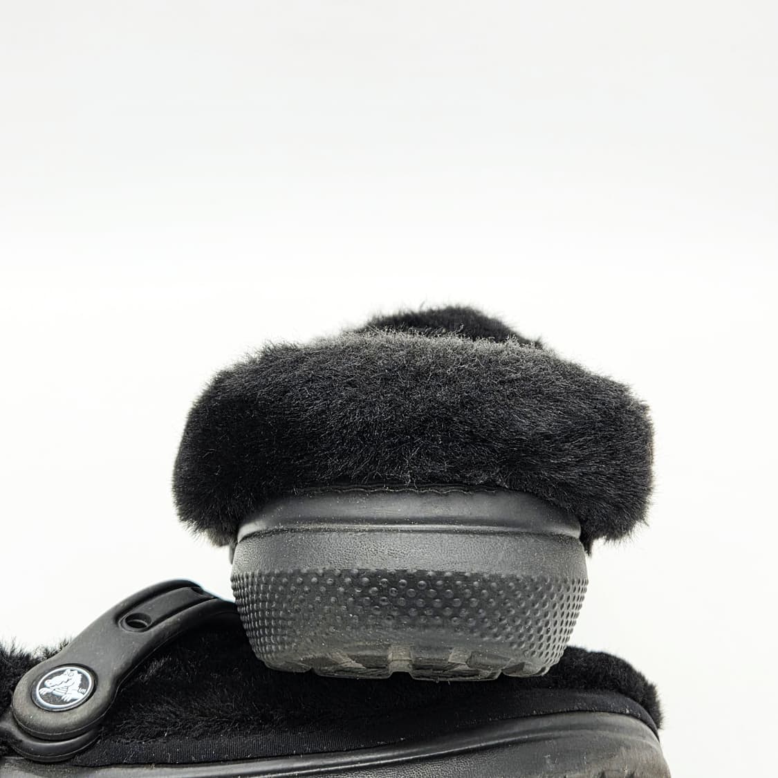 크록스 클래식 퍼 슈어 클로그 블랙 (M5 W7) 상품이미지2