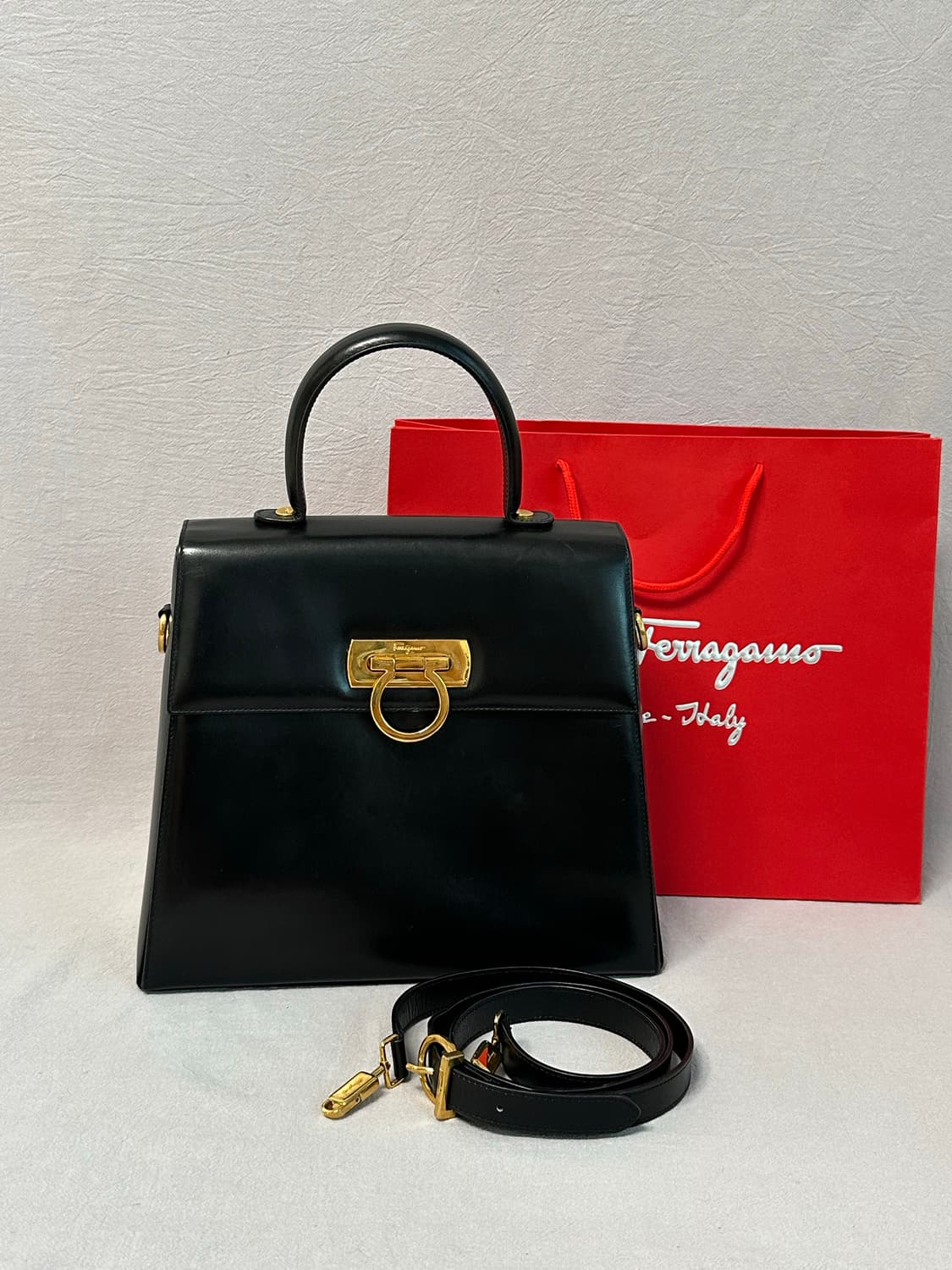 페라가모 간치니 켈리백 토트백 크로스백 차정원백 미디움 상품이미지3