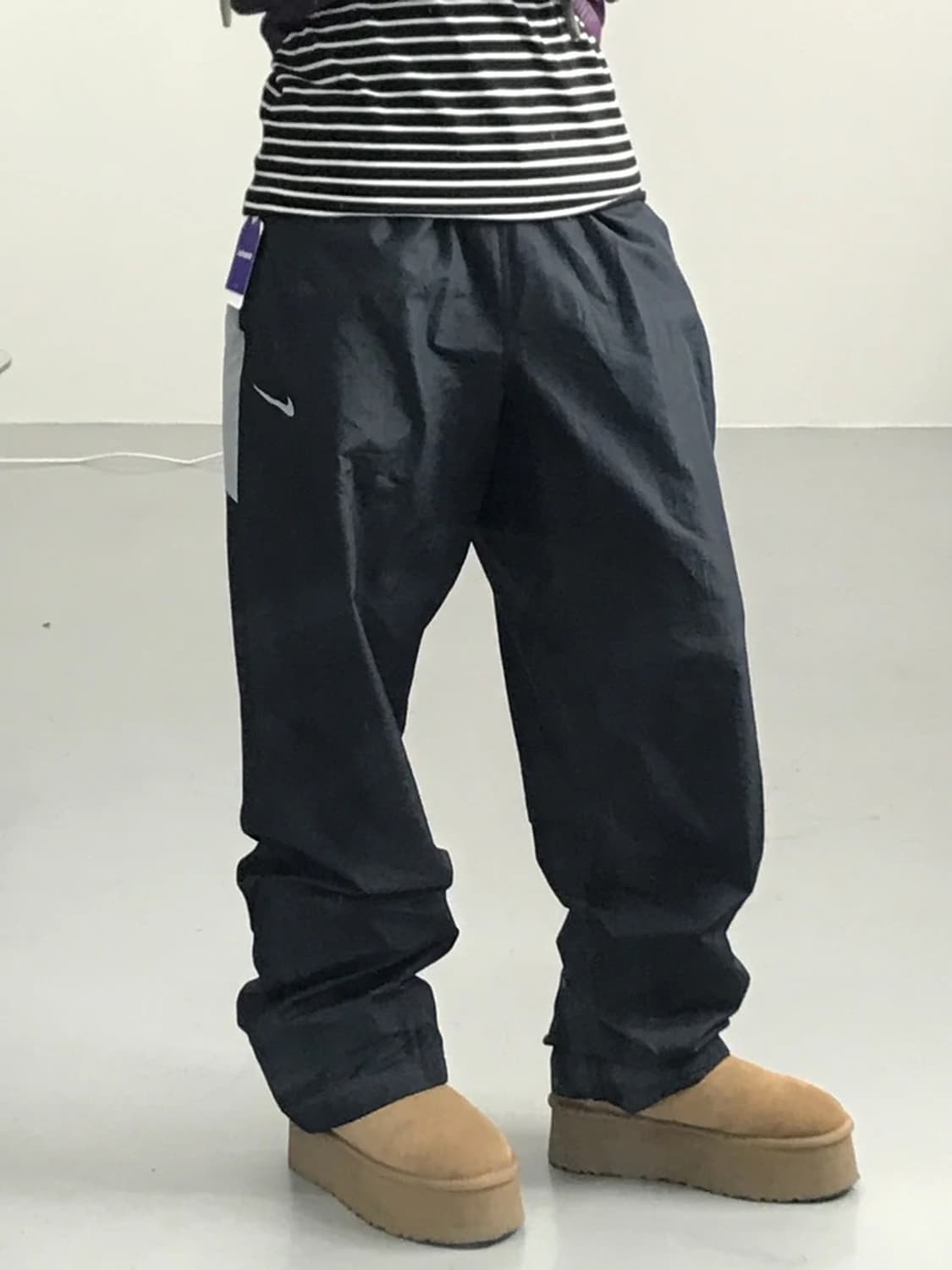 나이키 푸퍼 블랙 팬츠 상품이미지1