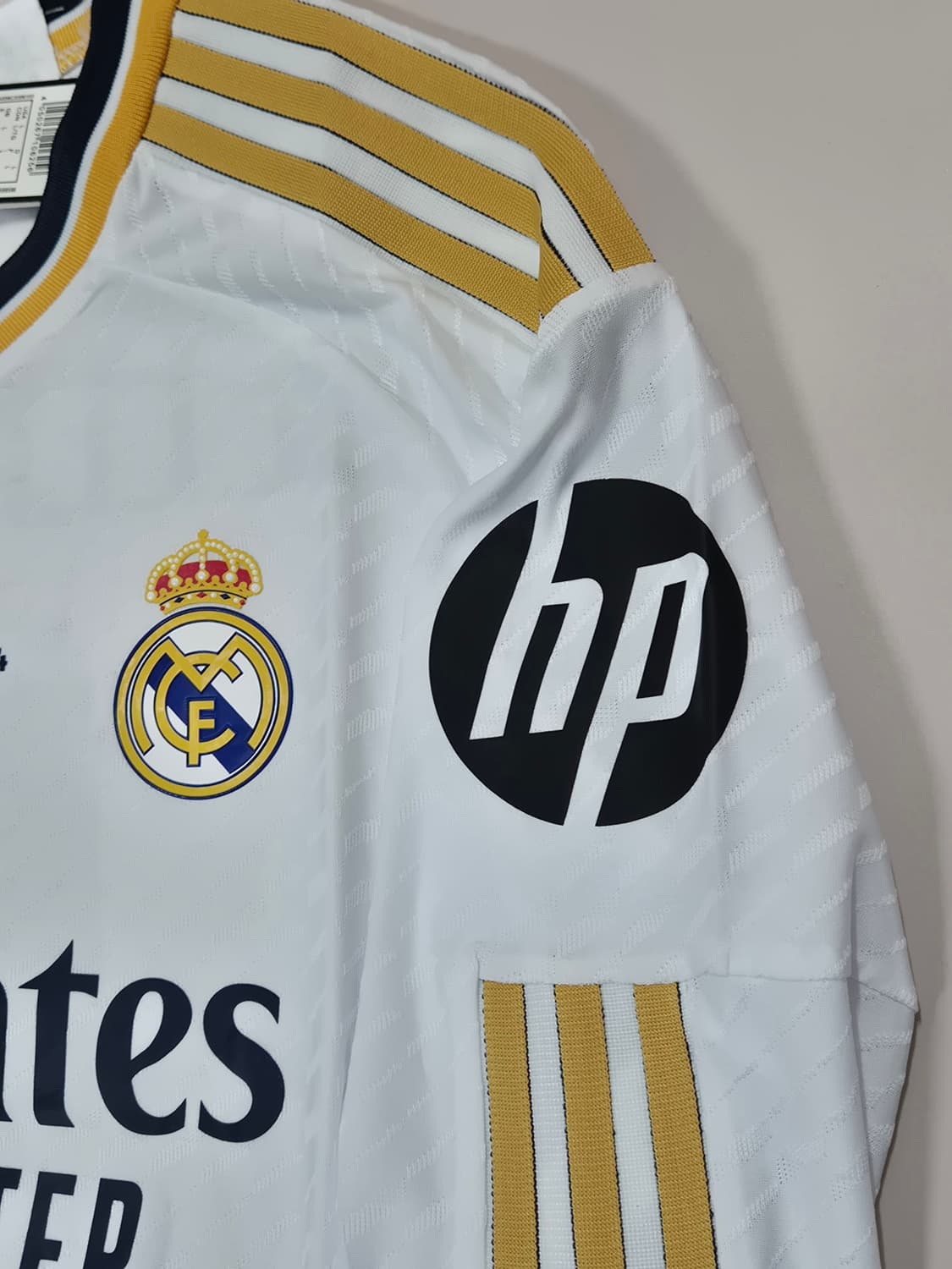 23-24 레알마드리드 홈 주드 벨링엄 긴팔유니폼 L사이즈(하자있음) 상품이미지6