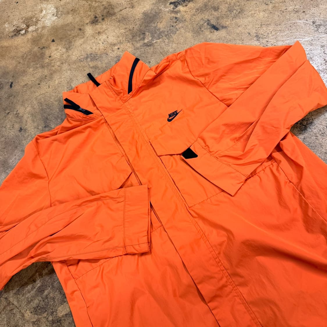 [ 정품/2XL,110 ] 나이키 프리미엄 에센셜 바람막이 자켓 b10 상품이미지1