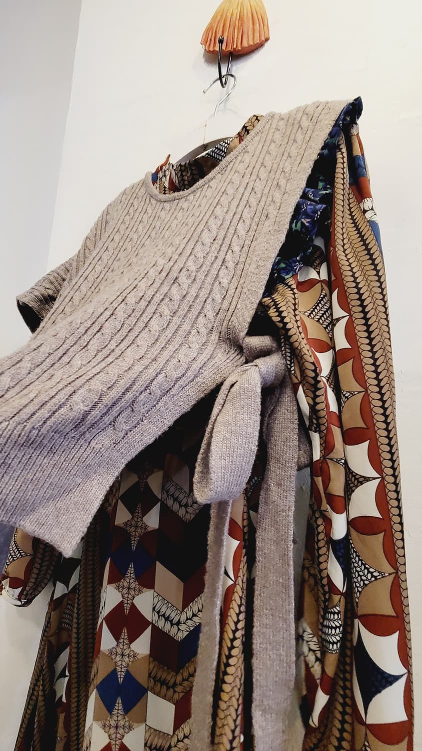 마크제이콥스 언발 니트베스트. 에스닉 프릴 원피스 상품이미지7